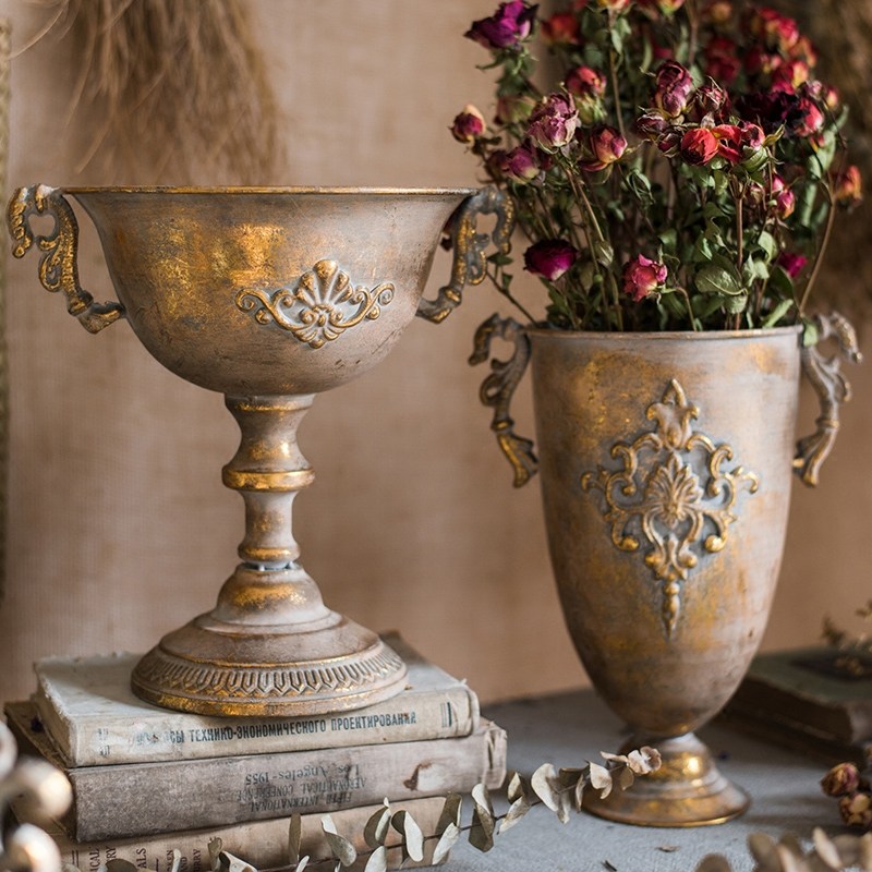 Europæisk retro jernbæger vase dekoration hjem stue blomsterarrangement figurer håndværk hotel metal urtepotte ornamenter
