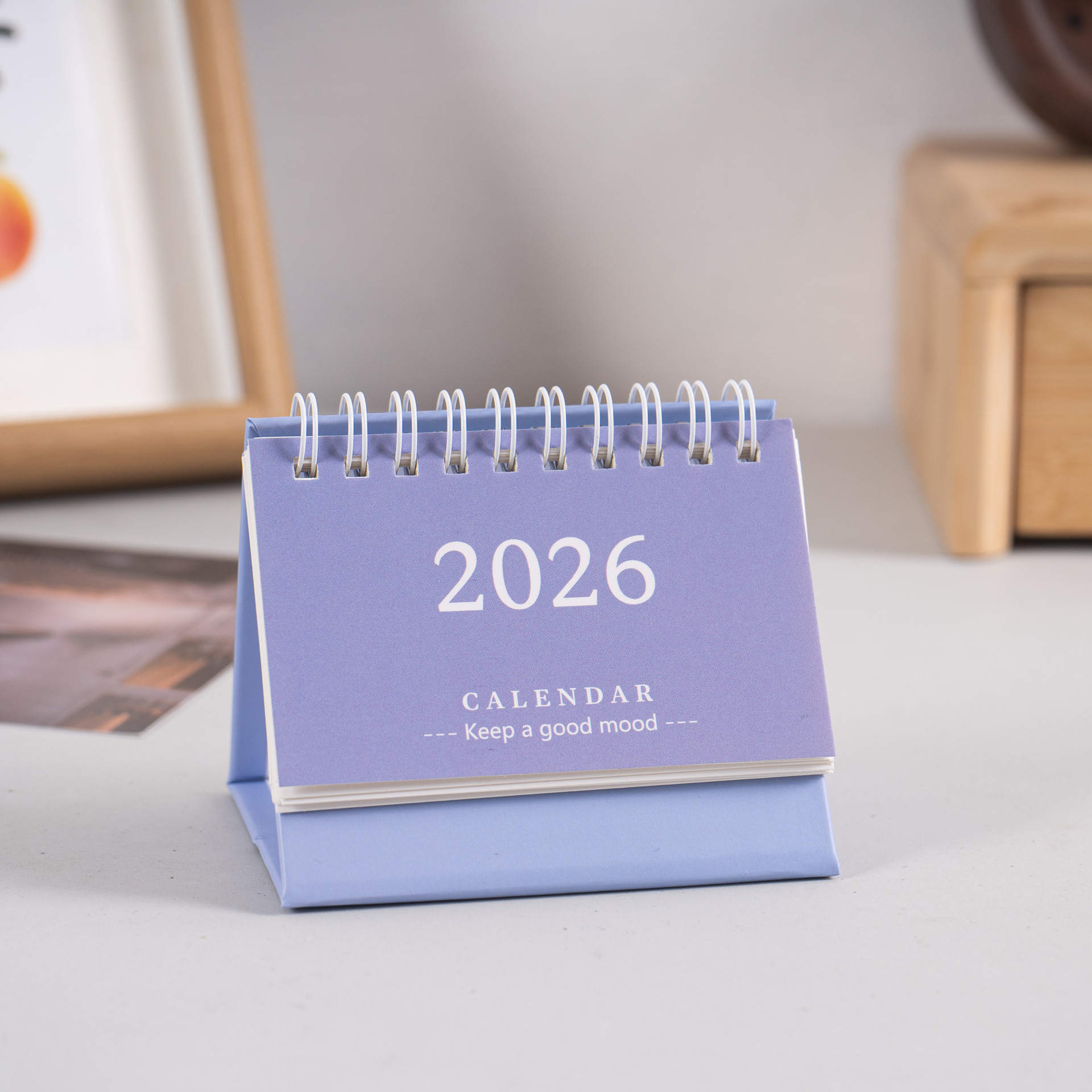 Enkel engelsk mini-skrivebordskalender til skrivebordsvisning, bærbar kalender til skrivebordsdekorasjon, håndlaget dagbok  .07.12: Hvit