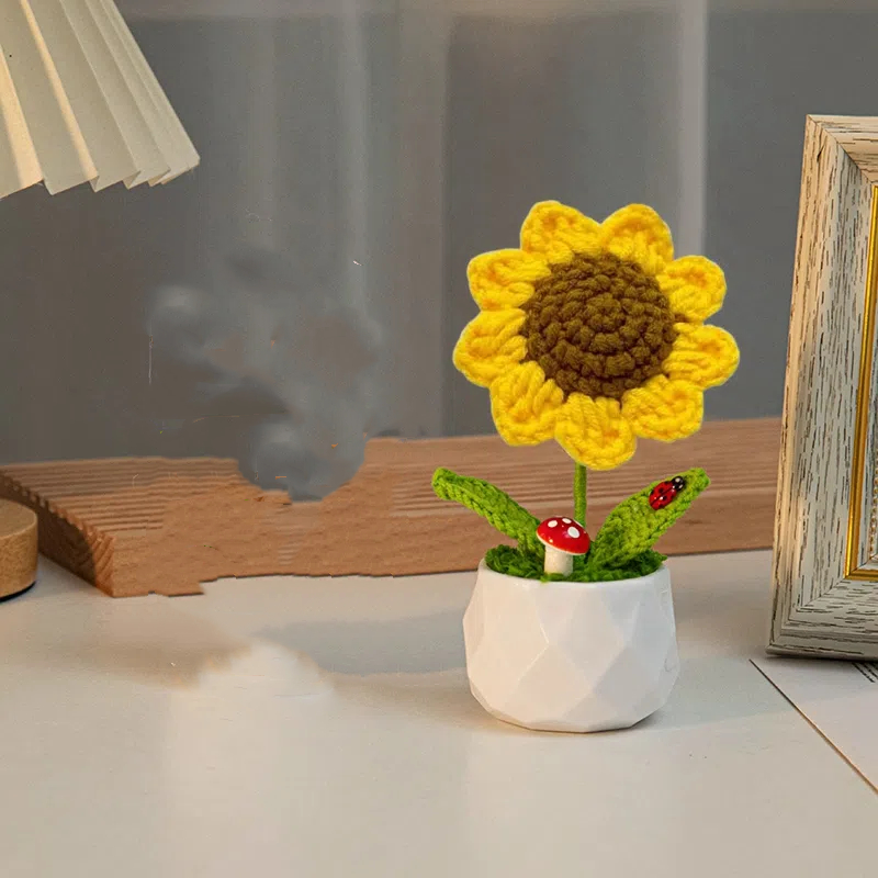 Hæklet solsikke potte skrivebordstilbehør hæklede blomster bryllupsgæst kunstig blomst værelsesdekoration mors dag