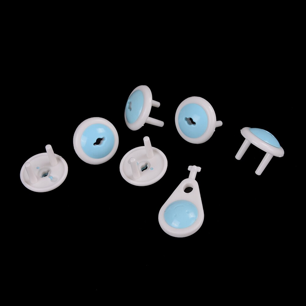 6pcs/lot Baby Electric Socket Kids Protection Plastic Security Lock Outlet Plugs In Socket Russian European Baby Safety Standard