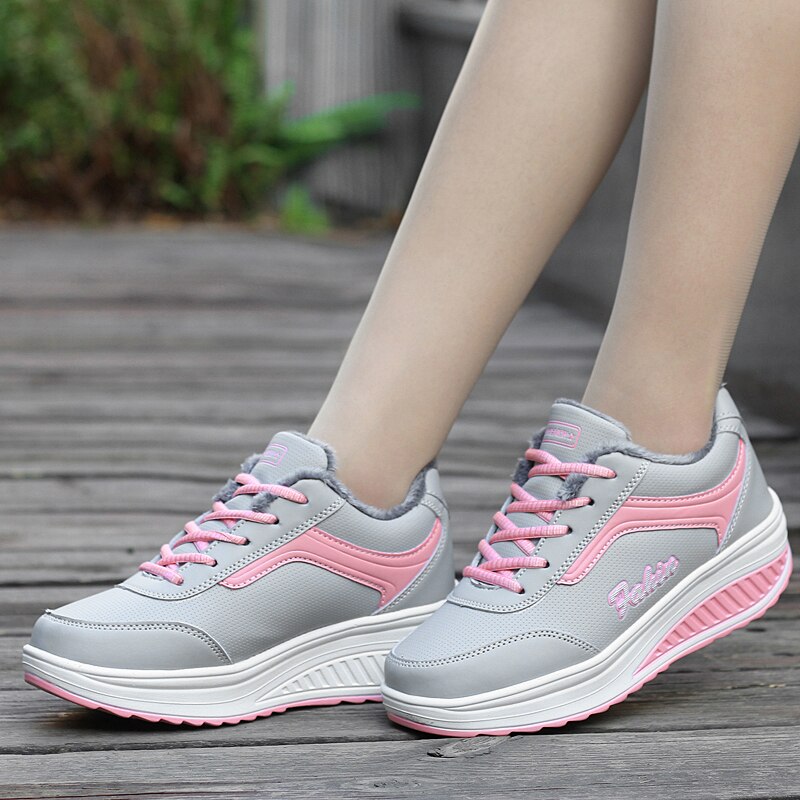 Women Flat Platform Toning Shoes Autumn Winter Ladies Walking Warm Shoes Outdoor Women Plush Swing Shoes PU Leather