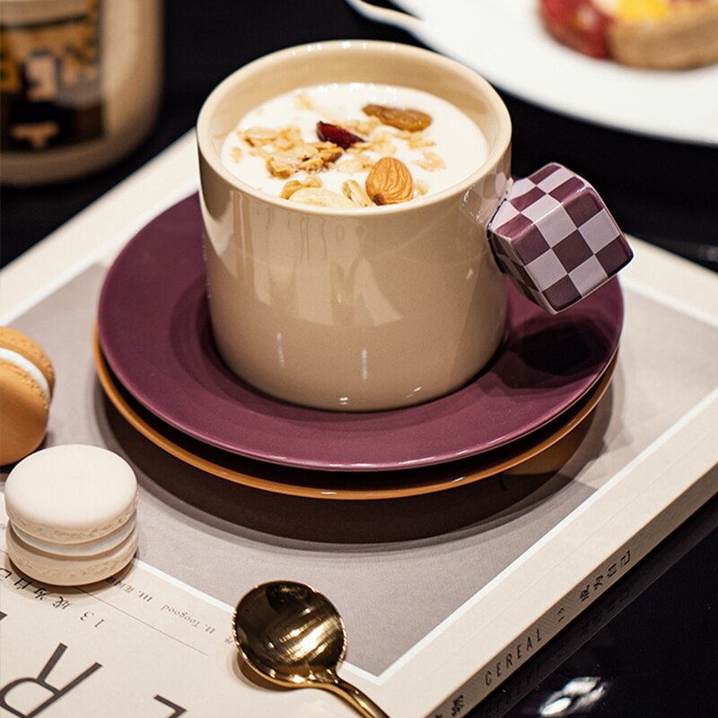 Copos de café de luxo cerâmica criativa bonito serviços de café caneca de chá reutilizável chá da tarde conjunto de xícara de café