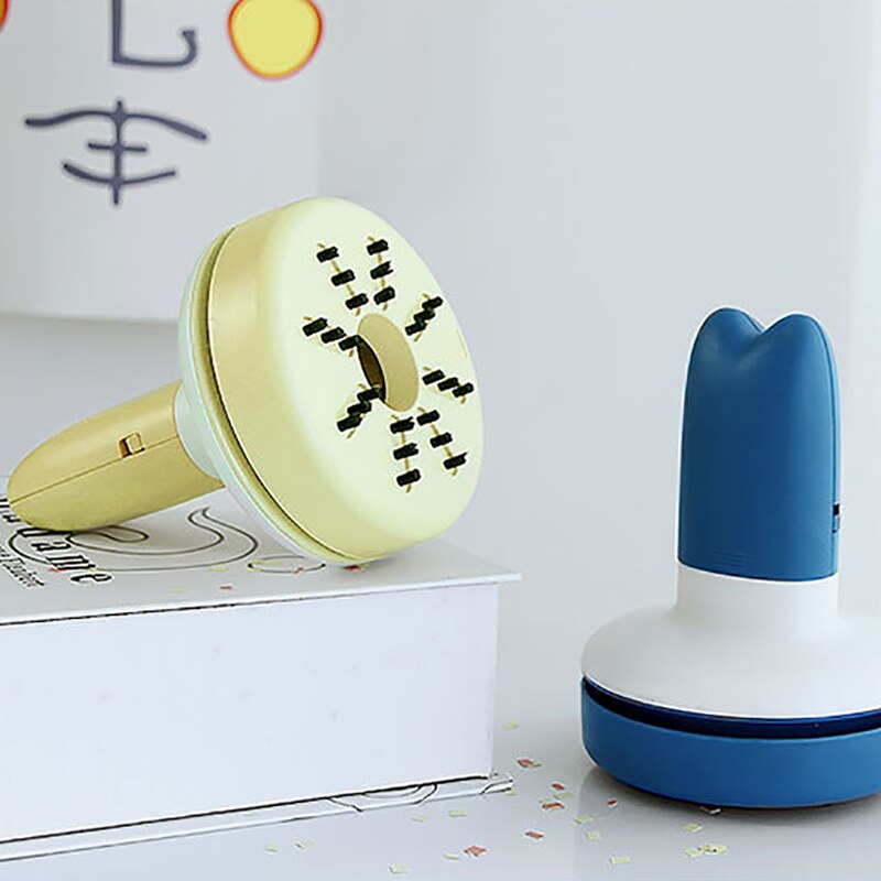 Portable Electric Desk Vacuum Cleaner Home,Office Desktop Cleaner Dust Collector for Notebook Computer Keyboard