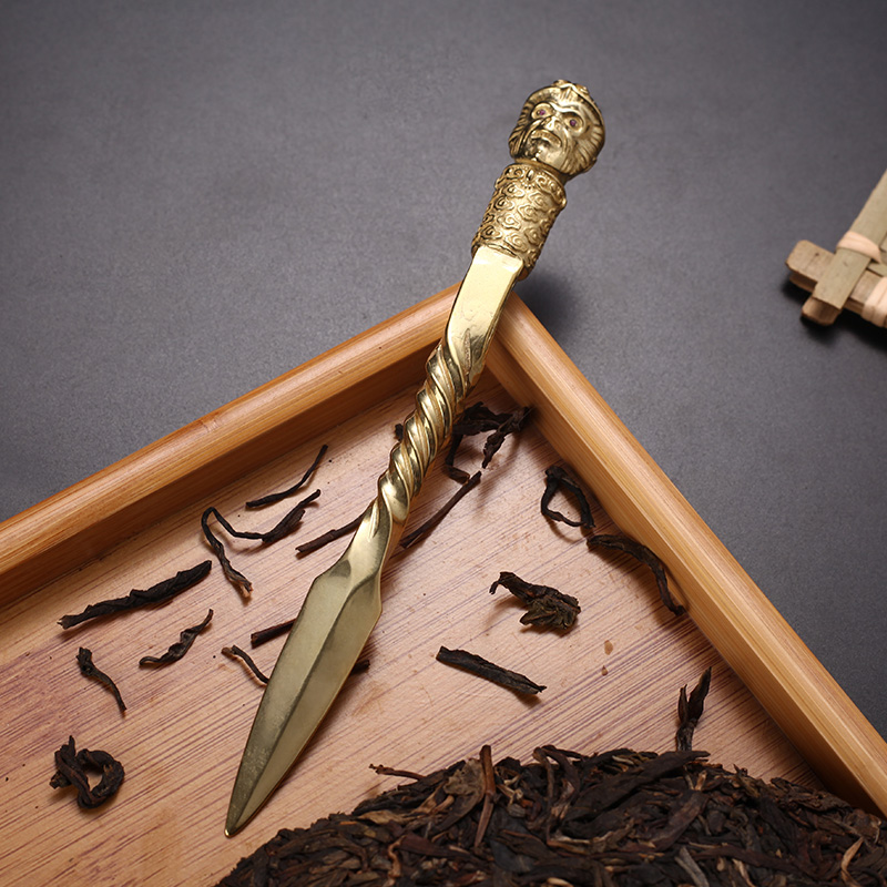 Einfache Gold Tee Messer Tee Nadel Zeremonie Verdickung aufbringen Chinesischen Tee Cutter Tee Kegel Spezielle EinfüGen Te Matcha Teegeschirr DF50C