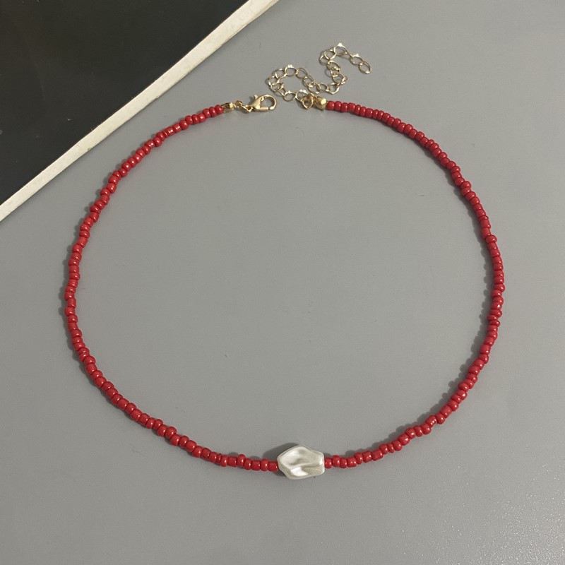Boho perlehalskæde til kvinder imiteret perle frøperlekæde kort choker halskæde håndlavede smykker til kvinder: Mørkt guld
