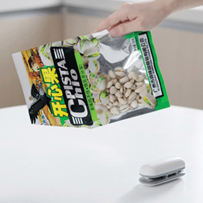 Useful Mini Gadgets Household Machine Portable Mini Sealing Heat Sealer Capper Food Saver for Plastic Bags Package Kitchen Tools