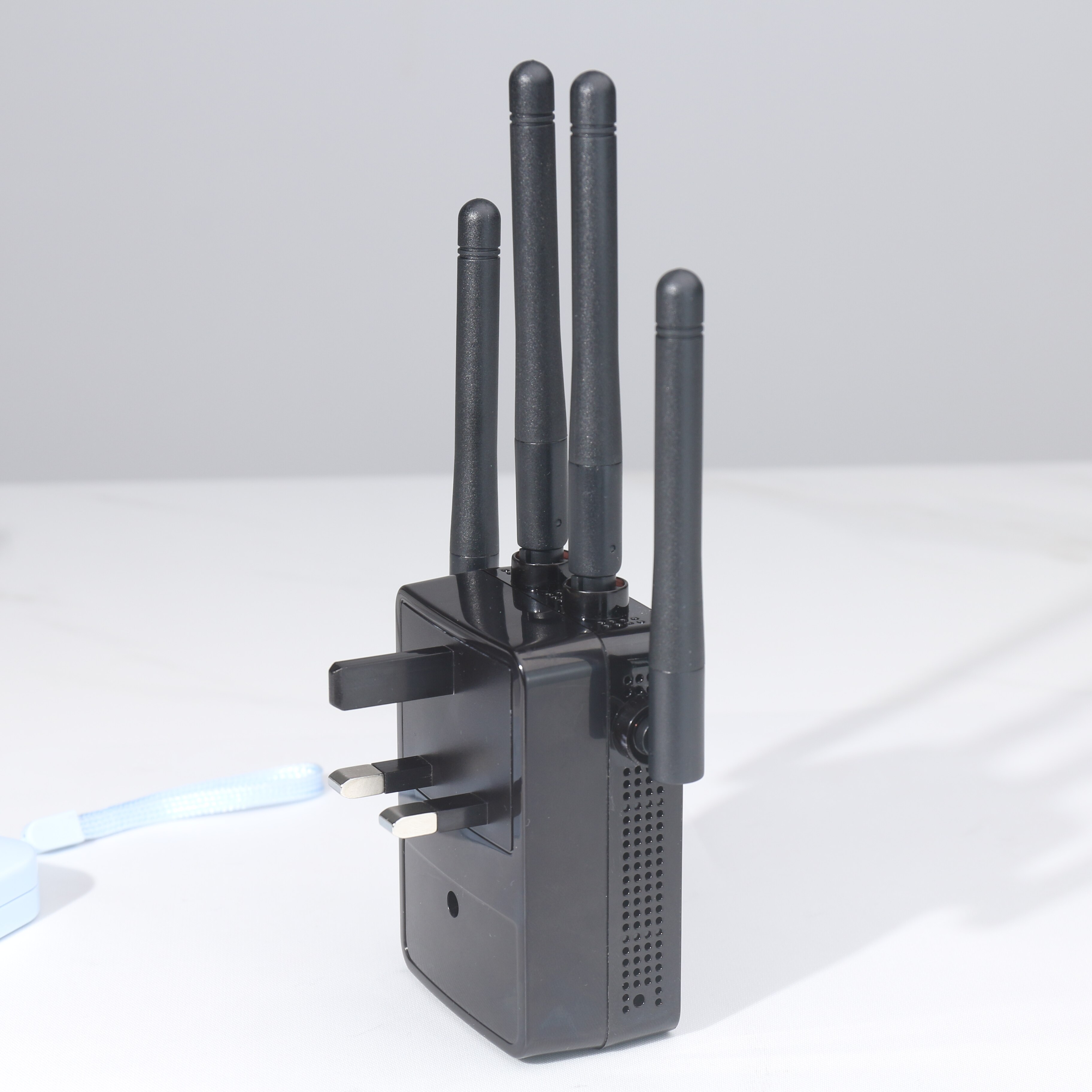 WiFi Repeater Wireless Signal Amplifier 1200M Wi-Fi Range Extander 2.4G Repetidor Wifi Signal Booster AP/WPS