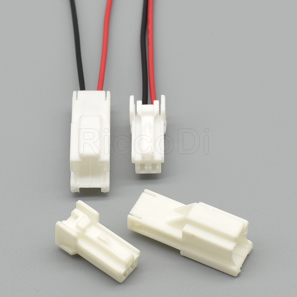 2 Pin 7123-8326 Electrical Plug Wiring Harness Connector Light Socket For Car AC Assembly