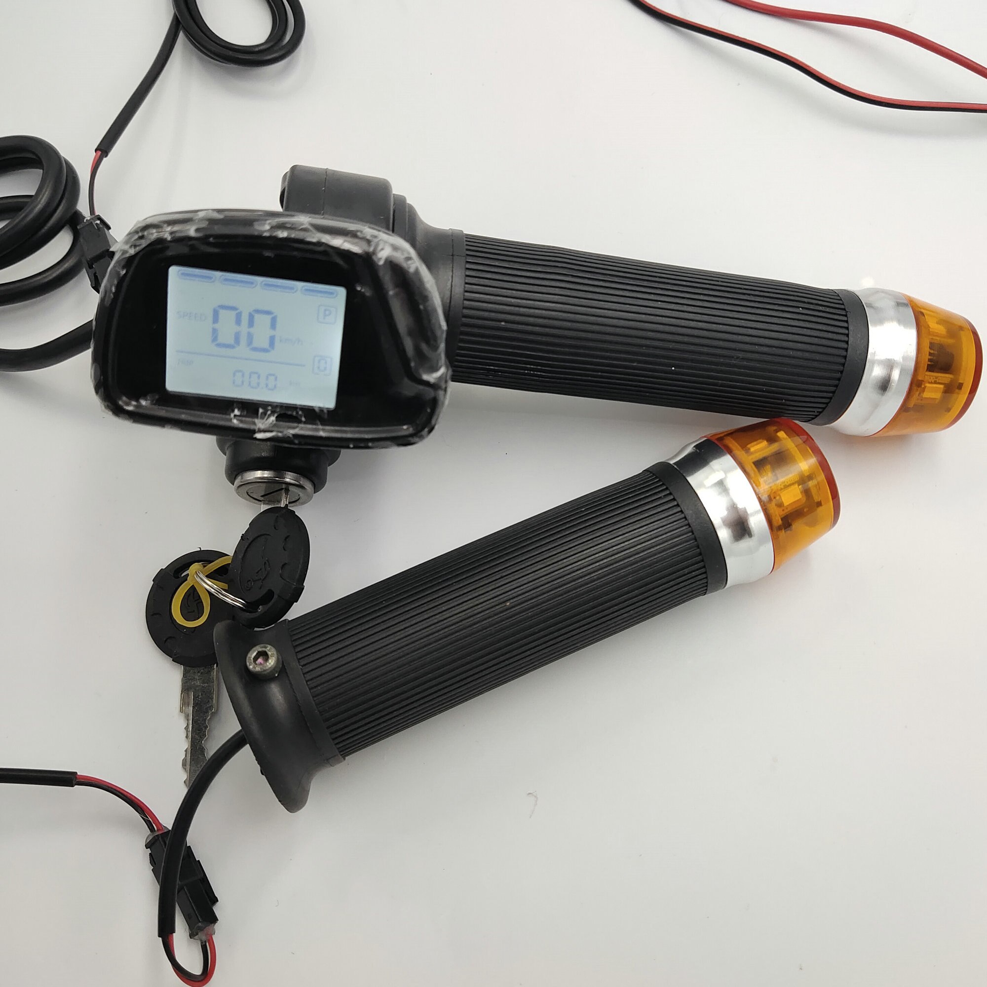 Acelerador de giro con indicador de voltaje, velocímetro, bloqueo, pantalla Lcd, luz de giro, bicicleta eléctrica, Scooter, triciclo, MTB, piezas de agarres