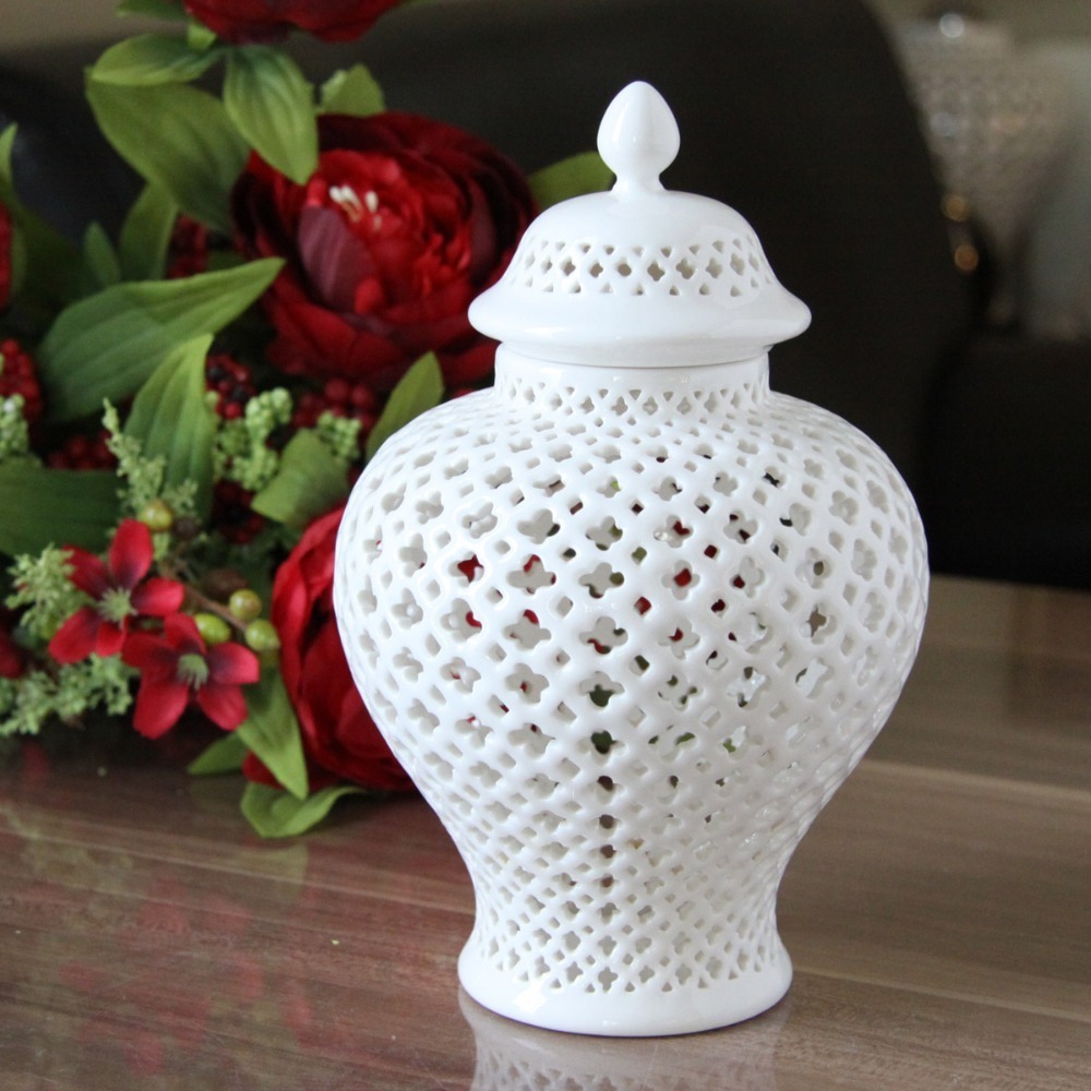 White Ceramic Ginger Jar Hollow Storage Jars with Lid Retro Universal Tank Ceramic Vase Handicraft Storage Ornaments Home Decor