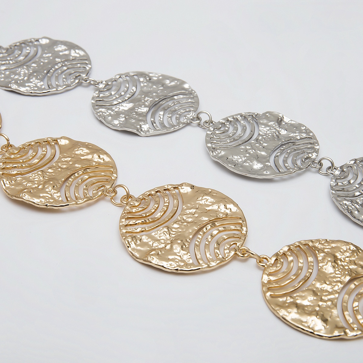 Cinturón de Metal con cadena para mujer, cinturón de Metal con círculo redondo grande, accesorios florales Vintage decorativos para cinturones de vestir, Cinturón fino para mujer