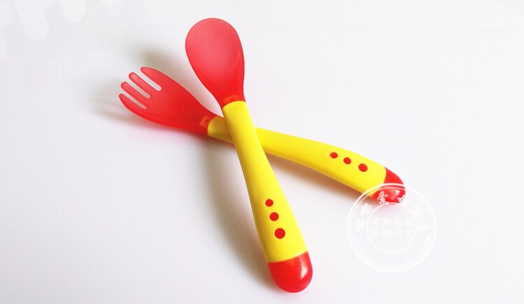 Alimentação sólida bebê pratos de alimentação utensílios de mesa crianças tigela comida temperatura sensing colher + prato capa pratos louça conjunto: Baby Spoon Yellow