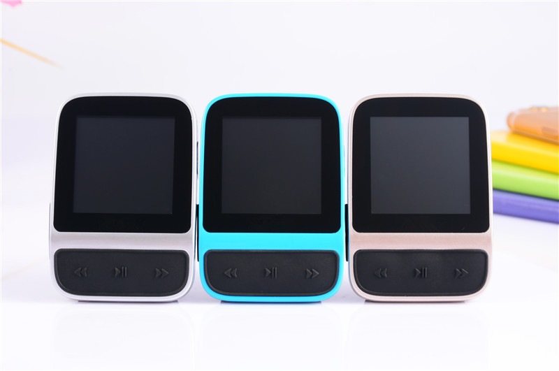 1.5 -zoll-tft-bildschirm, 4gb hifi-uhren,  mp3 player, smart-back-clip, sportuhren,  mp3 player mit fm-radio, schrittzähler