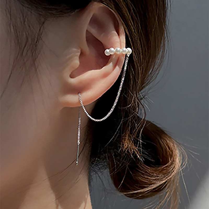 Pendiente de cadena de borla larga para mujer, Clip de oreja Y2k sin agujero, cartílago Orbital Kpop, manguito de oreja sin Piercing, joyería INS, 1PC: Rojo