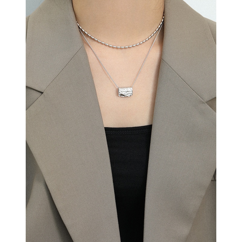 Shanice 100% s925 sterling silber halskette mit anhänger in nischenform, gewellter textur, geometrischem quadrat und geometrischem muster, ideal für brautjungfern