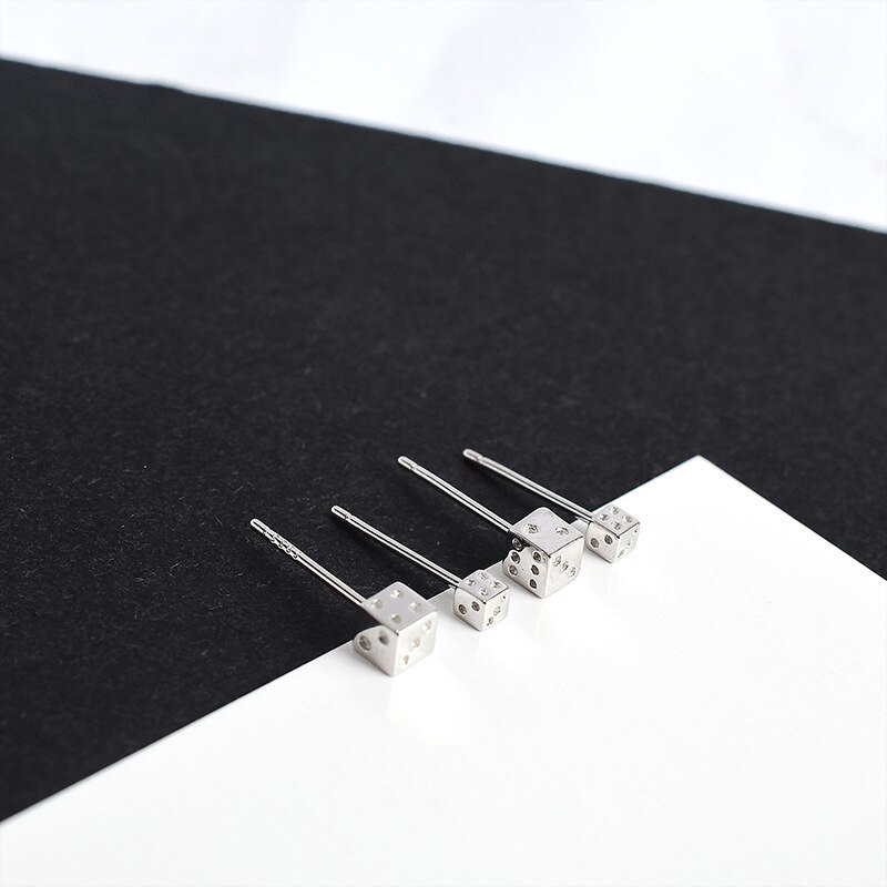 Lko ohrstecker aus sterlingsilber in würfelform 925 100%  -teilig, geometrisches Entwurf, süßes mädchen-ohrring-accessoire.