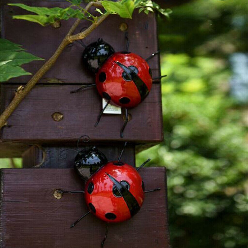 3pcs Outdoor Garden Metal Craft Hanging Ornament Ladybug Shape Decoration Garden Home Metal Ladybug Hanging Decoration