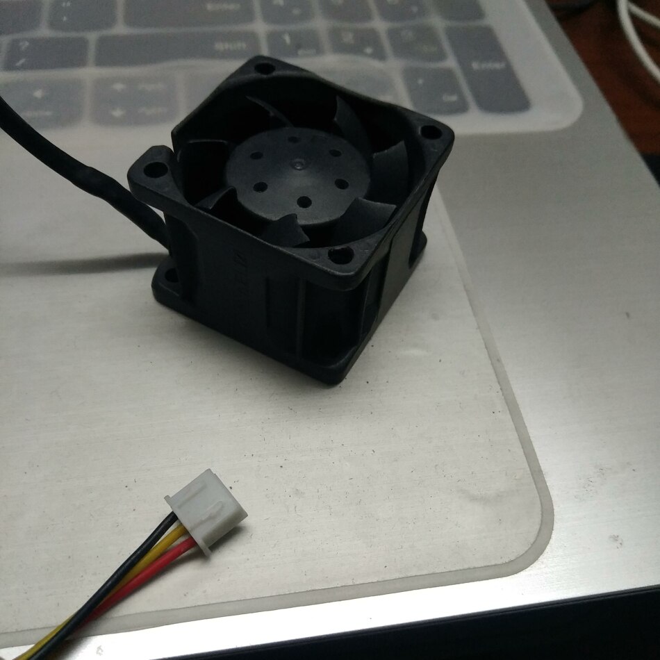 ASIC Minatore di potenza di alimentazione della ventola di raffreddamento ad Alta velocità PSU fan 3spillo Adatto per WhatsMiner P3 di alimentazione