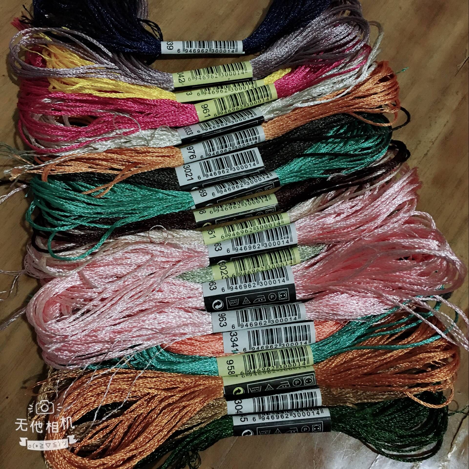 Oneroom 100 stykker silkebroderi / silkekryss tråd / almindelig farve silketråd / s håndbroderi broderi