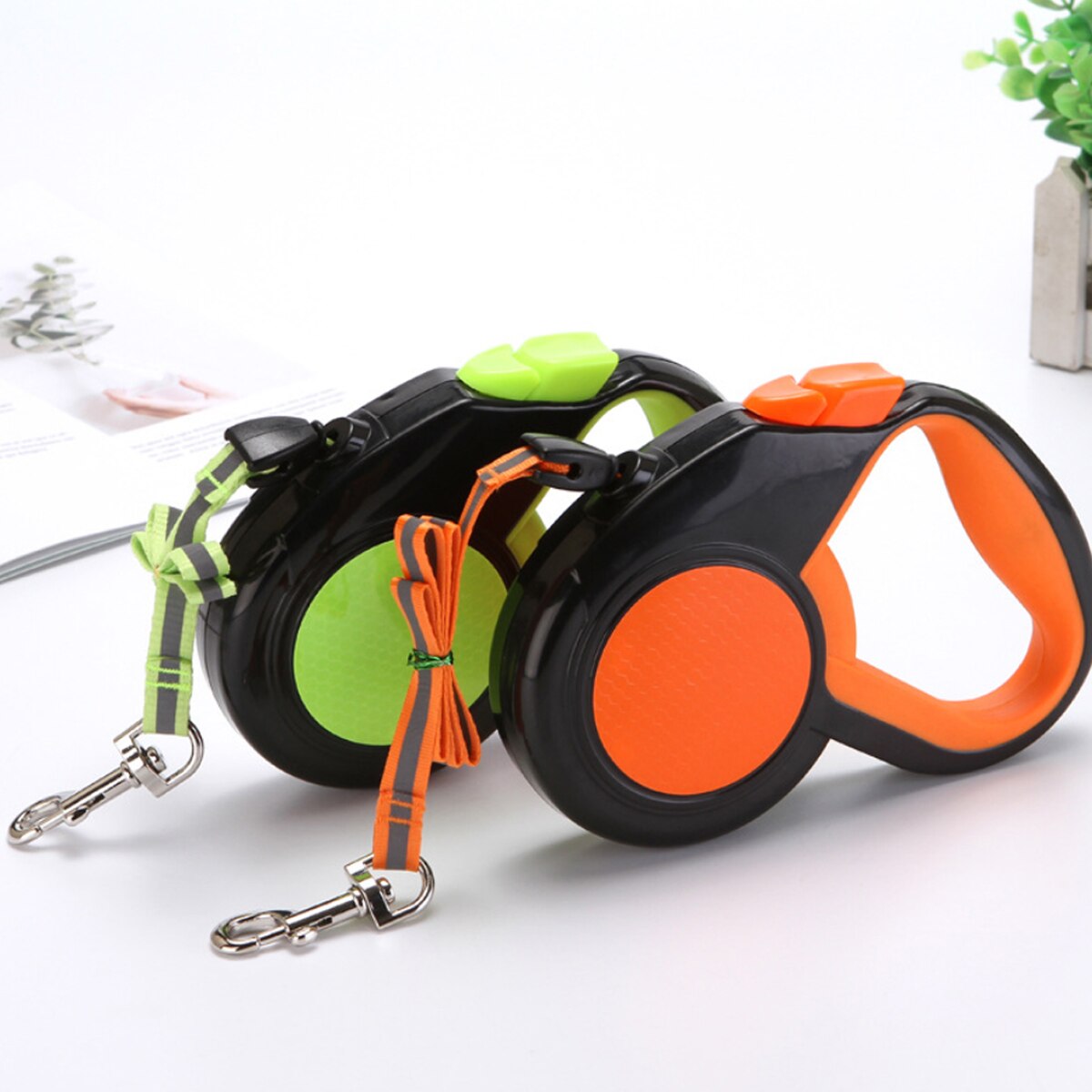3/5/8M One-touch Control Dog Leash Portable Retractable Chromed Metal Fasteners Green/Orange Color For Medium&amp; Large Dogs