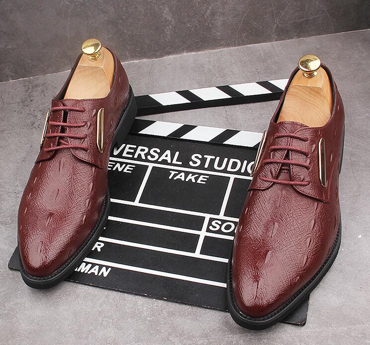 Hommes luxe gentleman pointu en tôle à lacets oxford chaussures pour homme mâle robe de mariée chaussures de retour zapatos de novio