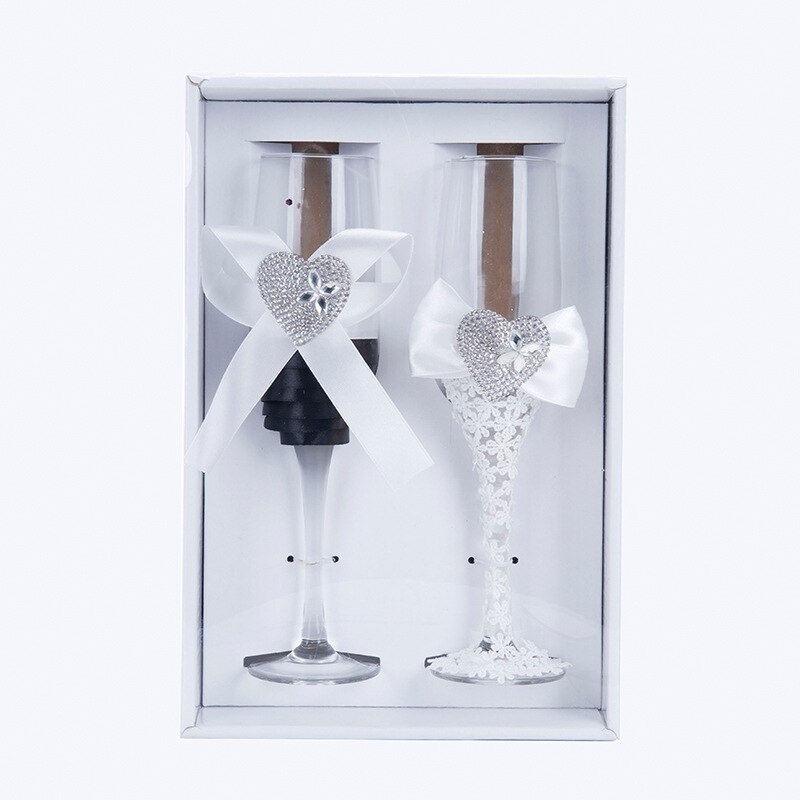 2 stks/set Bruiloft Glazen, creatieve Wijnglas, Bridal en Bruidegom Zwart en Wit Jurk Champagne Bruiloft Glazen Set