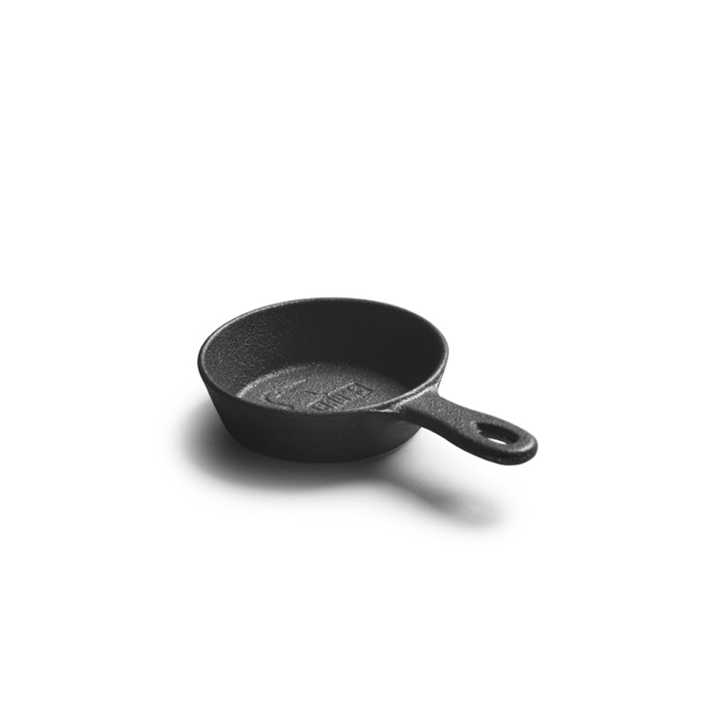 Mini sartén pequeña de juguete, olla de hierro fundido de 8,5 cm