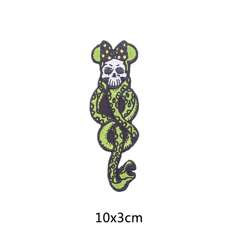 Ijzer Op Patches Voor Kleding Punk Schedel Tshirt Sticker Naaien Toepassingen Voor Kleding Rugzak Stof Geborduurde Patch: PE4293CT