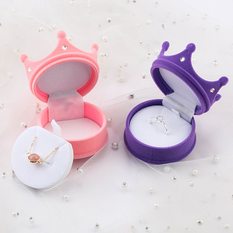1-delige mooie kroonvorm fluwelen sieradendoos bruiloft verlovingsring doos display geschenkdoos houder voor oorbellen ketting armband