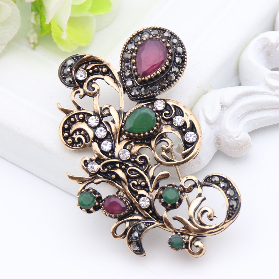 Elegante Vrouwen Antieke Sieraden Sets Retro Gouden Kleur Hars Tulpen Bloem Oorbellen Broche Set India Bruids Sieraden Festival