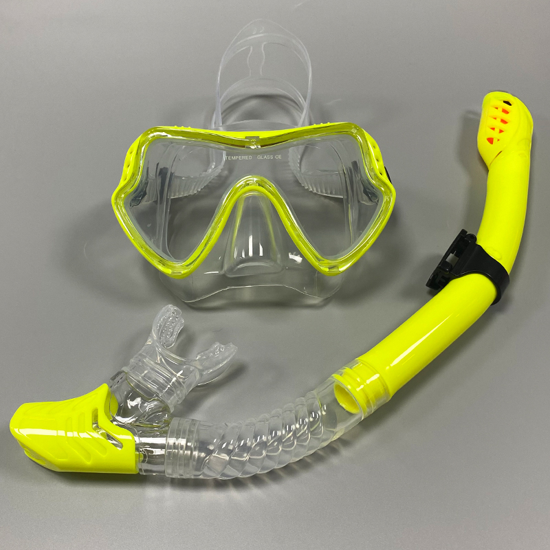 Professionelle Schwimmbrille aus weichem Silikon, Schwimmbrille, UV-Schutzbrille für Männer und Frauen, Tauchmaske: Gelb