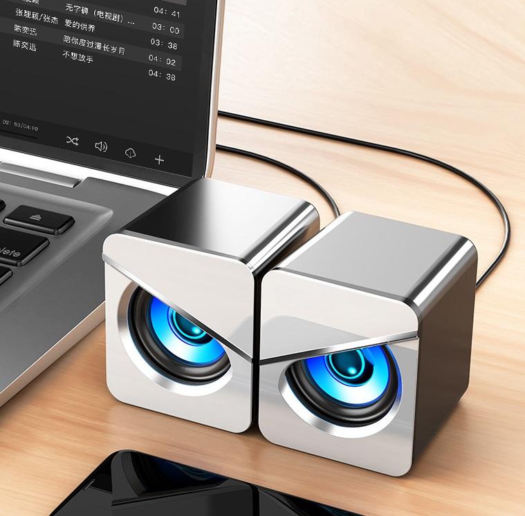 1 Pair Computer Speakers LED Colorful Luminous Wired Gaming Mini Speaker Desktop Laptop Accessory: White with Light