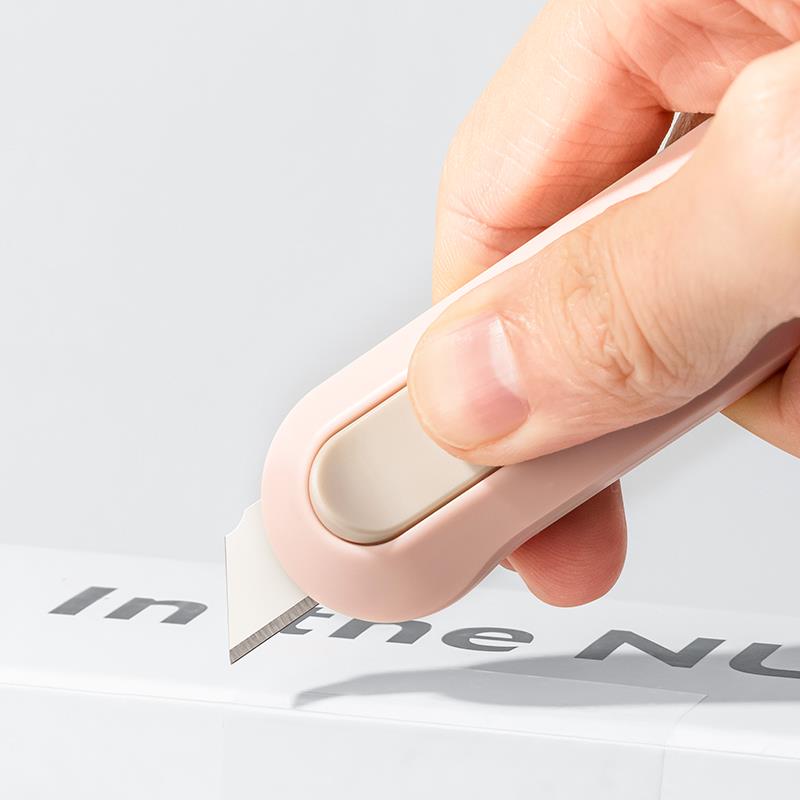 Śliczny kolorowy mini przenośny nóż introligatorski narzędzia robić rozpakowywania gilotyna robić papieru cięcie papieru żyletka artykuły biurowe materiały robić cięcia