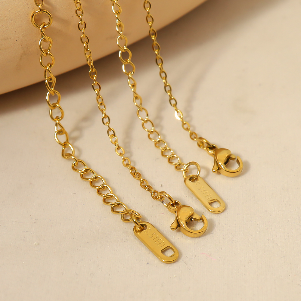 WILD & FREE Collar colgante de zircon de acero inoxidable dorado de 18K dama encanto cadena fina joyería de impermeable