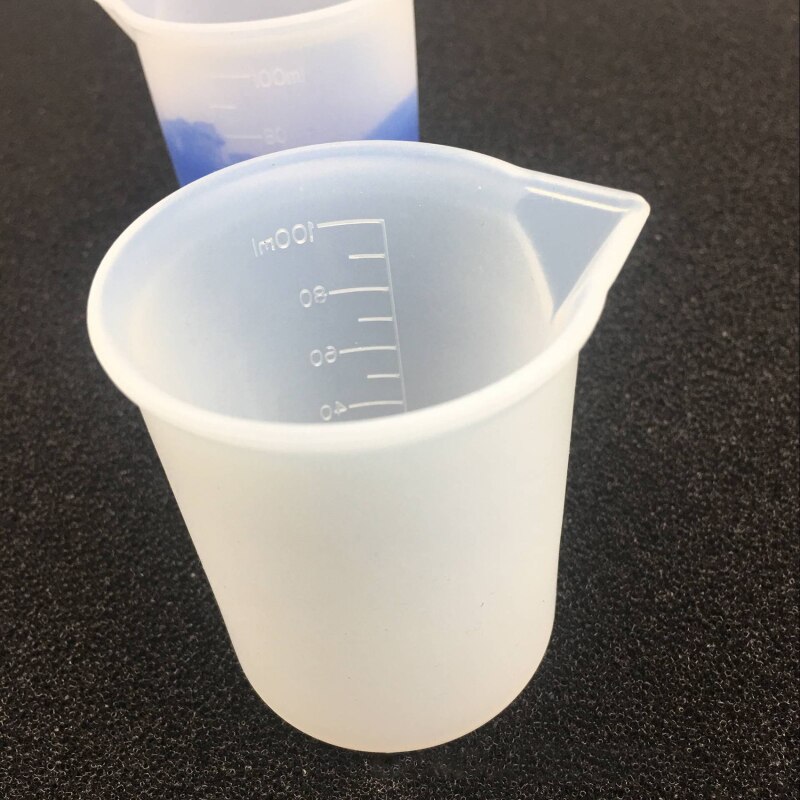4pcs Silicone Measuring Cups 100ml Epoxy Resin Crystal Scale DIY Handmade Water Flush White Measuring Cup Kitchen Tools