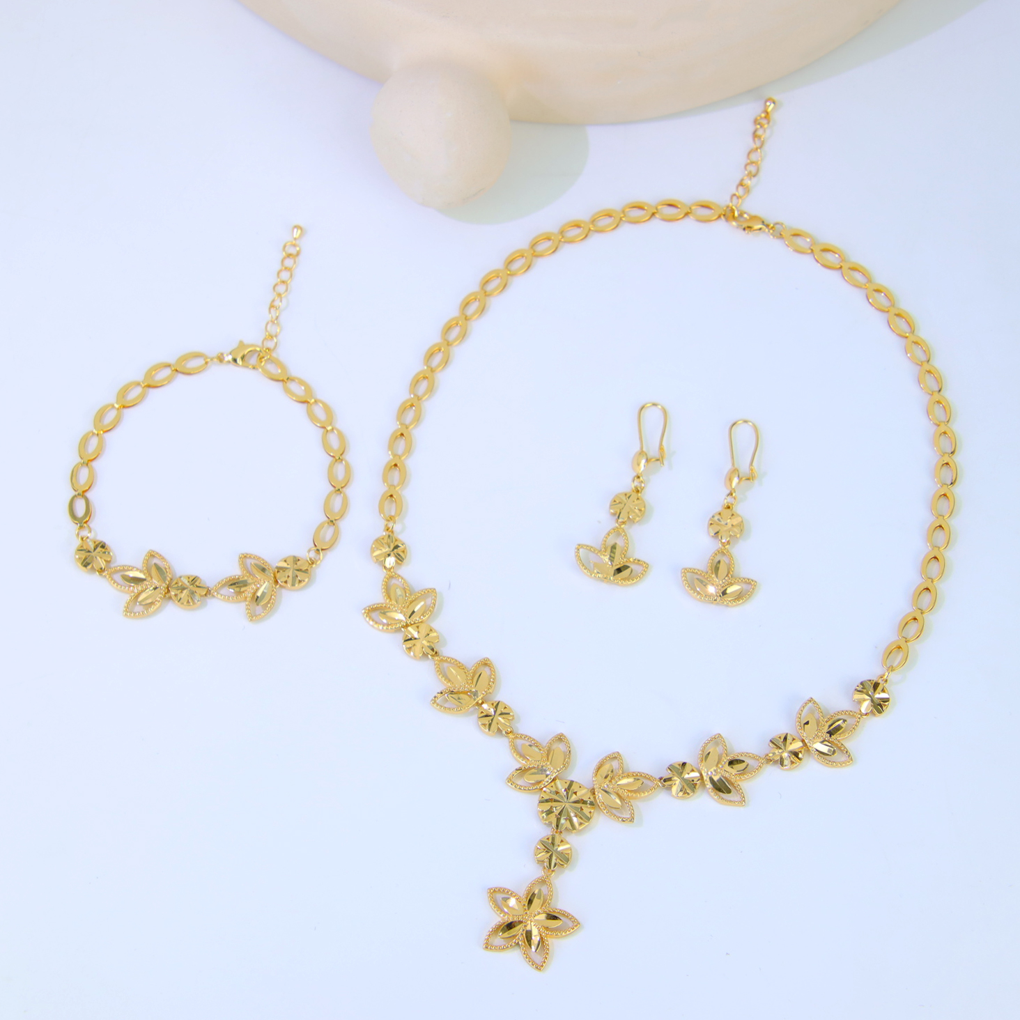 Luxe Dubai Bruiloft Sieraden Set 21K Vergulde Arabische Bruids Gouden Ketting Armband Oorbellen Braziliaanse Vrouwen Vintage Jewelrys: Licht Geel