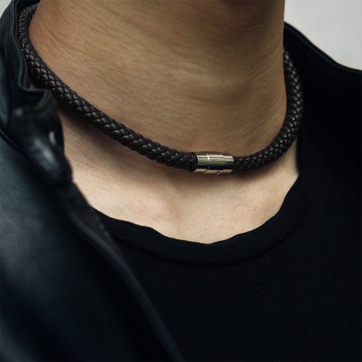 Classic Men's Women's Leather Choker Necklace Black Brown Braided Rope Chain Stainless Steel Clasp Jewelry UNM09