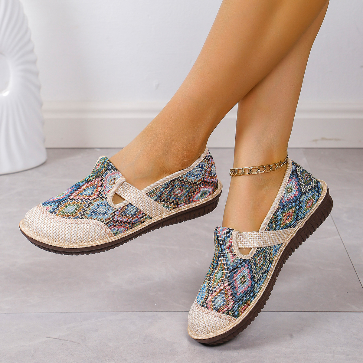 Damenschuhe, lässiger Sneaker, weiche Sohle, leichte Unterhose-an-Freizeitschuhe, halb ziehen Täglich, bequeme Pantoletten, Damen-Sommerschuhe