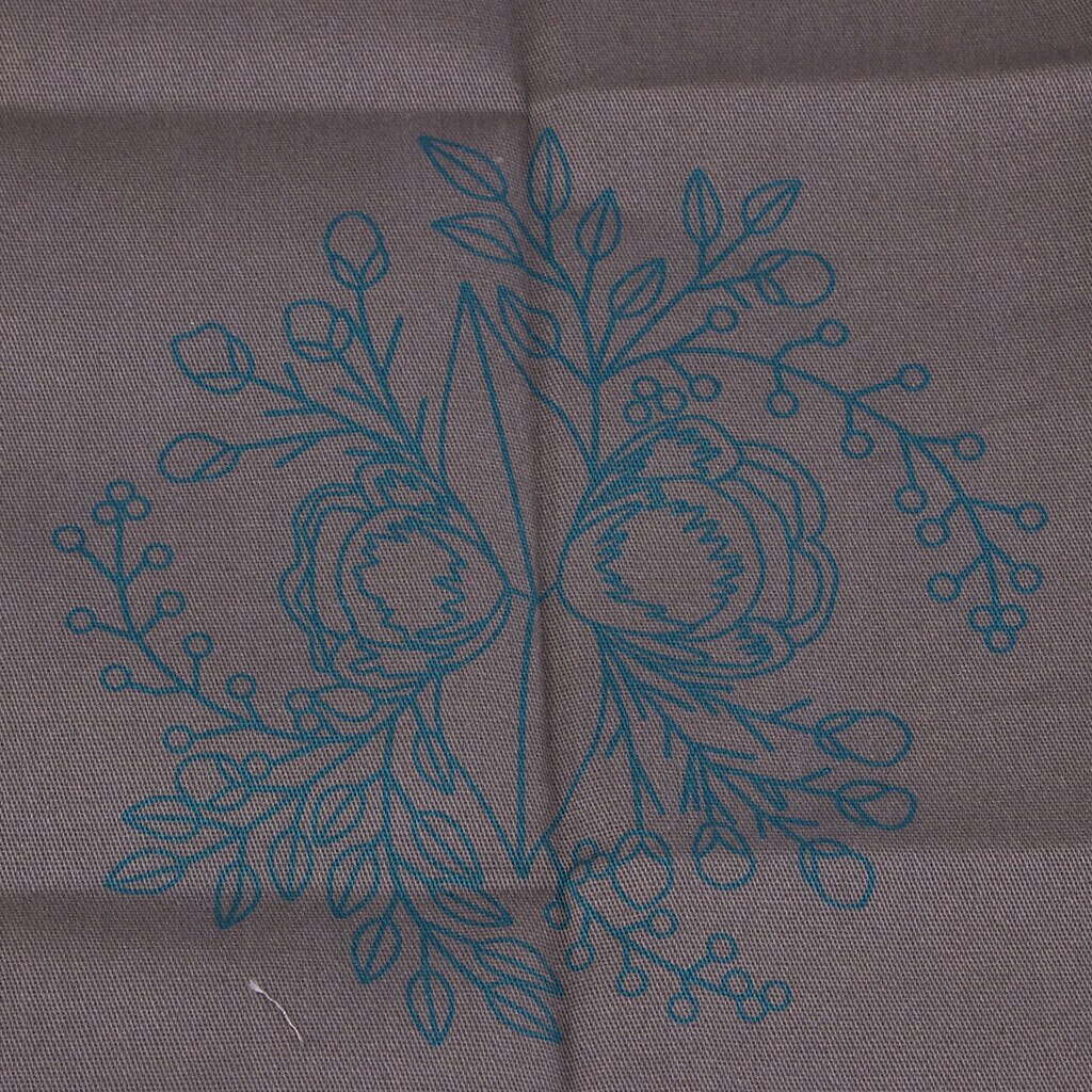 Full Range of Embroidery Starter Kits Flower Pattern Including Embroidery Cloth, Threads, Needles and Hoop for Beginners