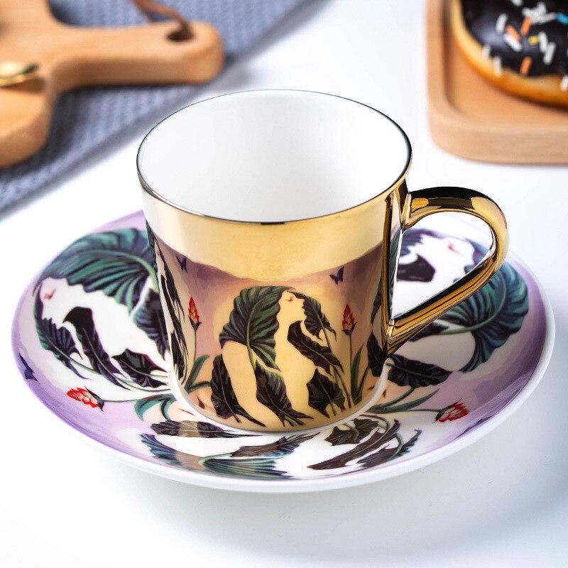 Ouro de luxo criativo copo e pires conjunto design moderno animal cerâmica porcelana xícara café mobiliário decoração chá copos: Green Leaf Girl Gold