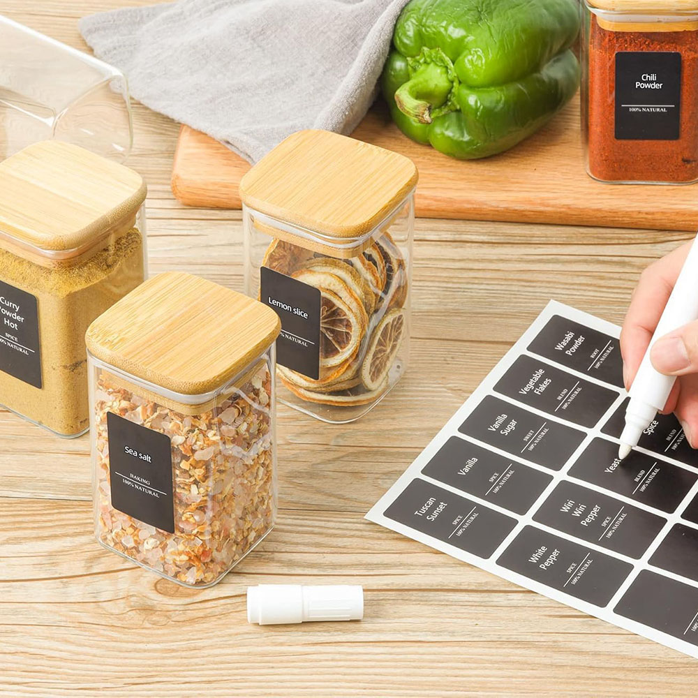 Glazen kruidenpotjes met bamboe deksel, 8oz luchtdichte vierkante containers met zwarte labels, lege kruidenpotten voor kruidenzoutsuiker