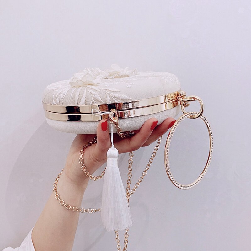 Meloke brand Women Bag Tassel Metal Small Day Clutches Lady embroidery Evening Bags Wedding Purse Female Handbag MN1351