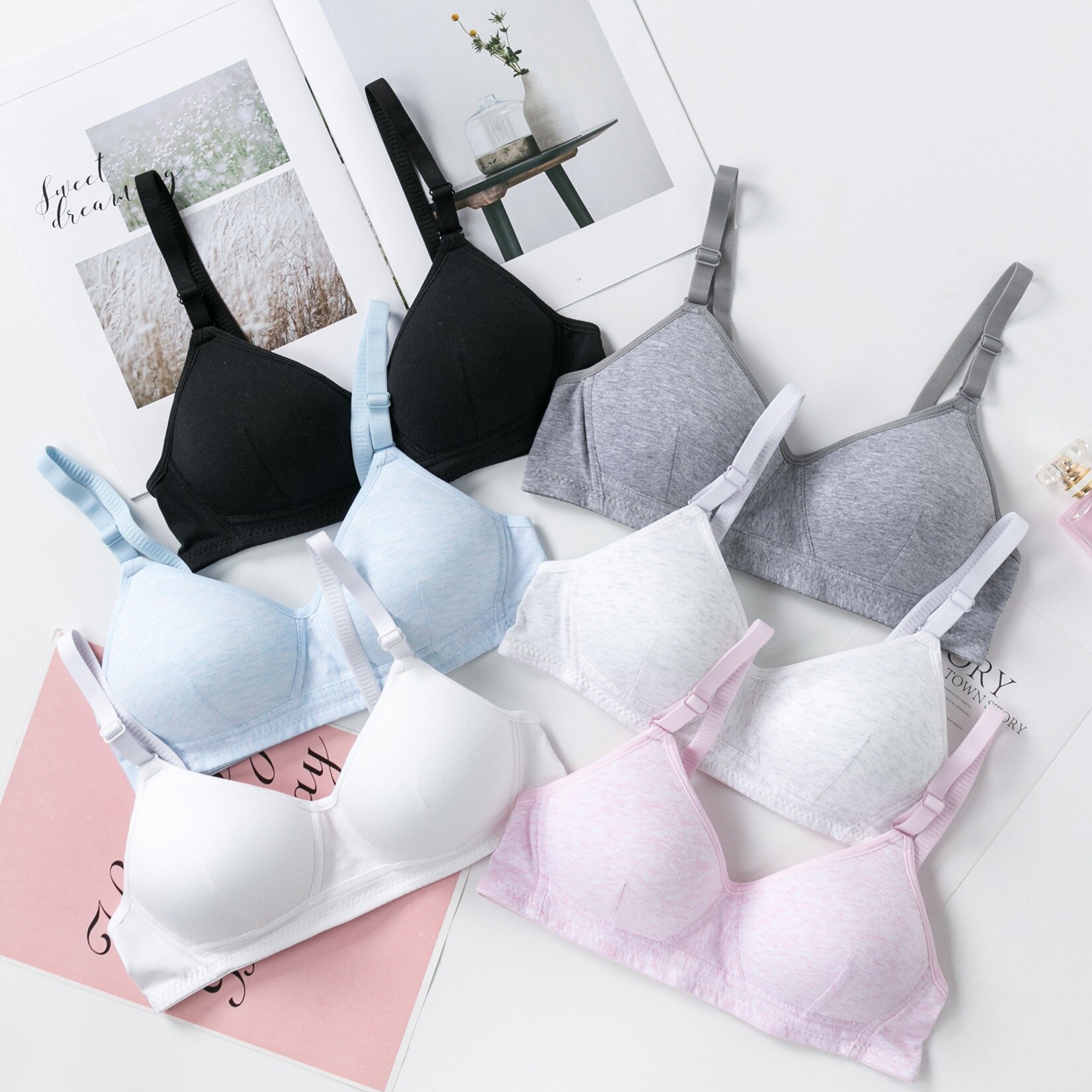 Girl Bra Kids Rackbacks Cotton Training Bra Solid Color Gym Sport Bra with Chest Pad Comfort Adolescente Lingerie