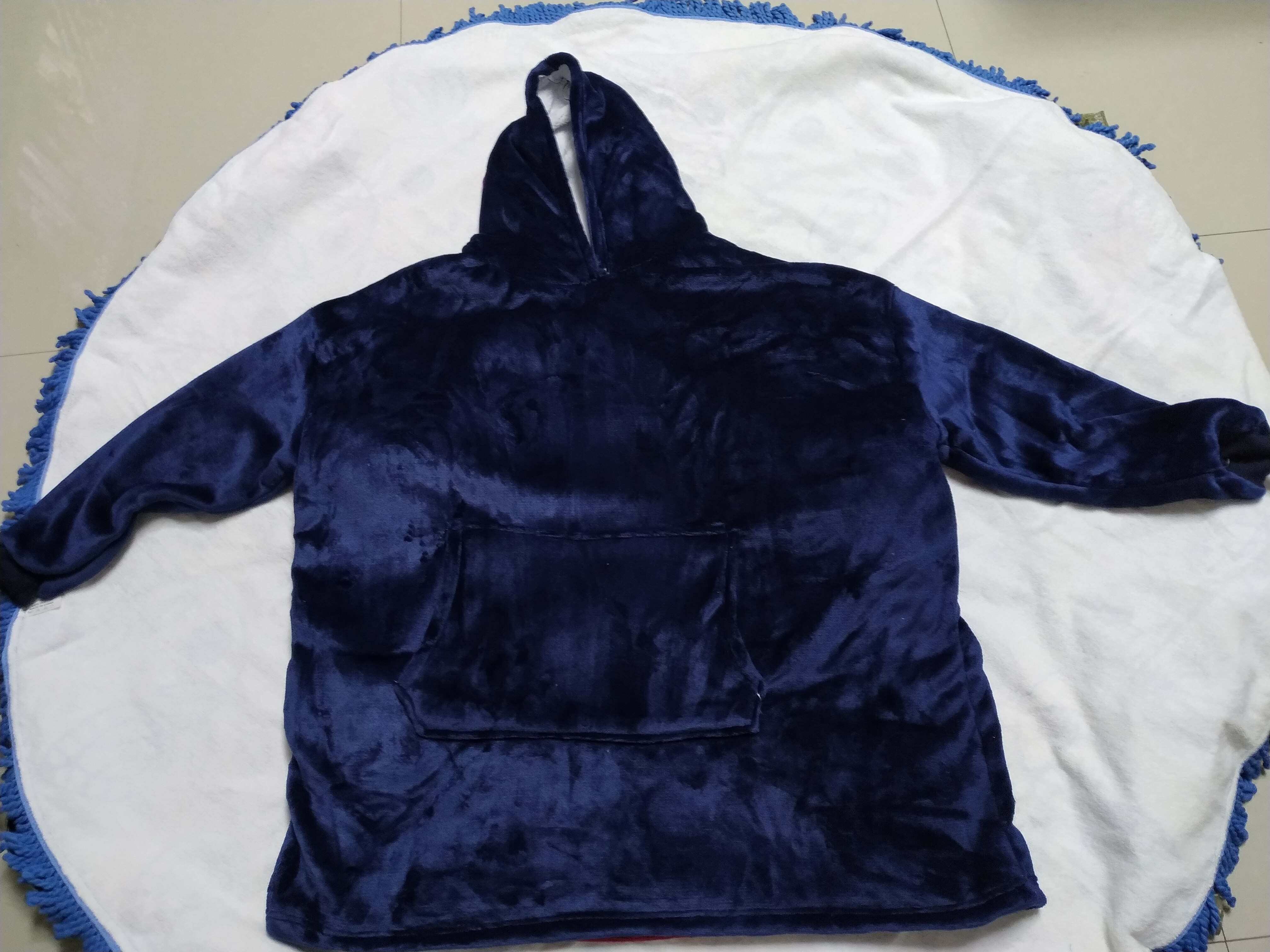 TV paresseux en plein air à capuche couverture sweat à capuche manteaux chauds peignoir portable laine pull couverture pour hommes et femmes