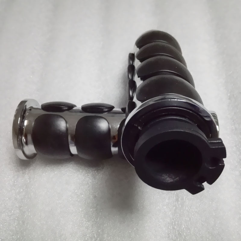 Chrome 1" Handlebar Hand Grips For Harley Davidson Electra Glide Ultra Classic FLHTCU Street Bob Wide Glide FXDWG/Low Rider