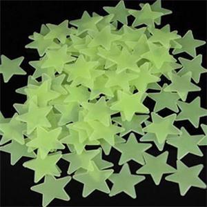 100 stuks/zak 3cm glow in the dark speelgoed lichtgevende ster stickers slaapkamer bank fluorescerende schilderij speelgoed pvc stickers voor kinderkamer
