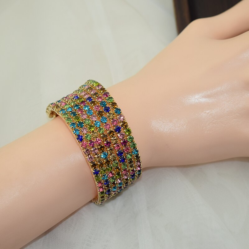 Braccialetto di cristallo classico di lusso con strass pieno bracciale tondo da ragazza bracciale in cristallo bracciale da sposa multistrato