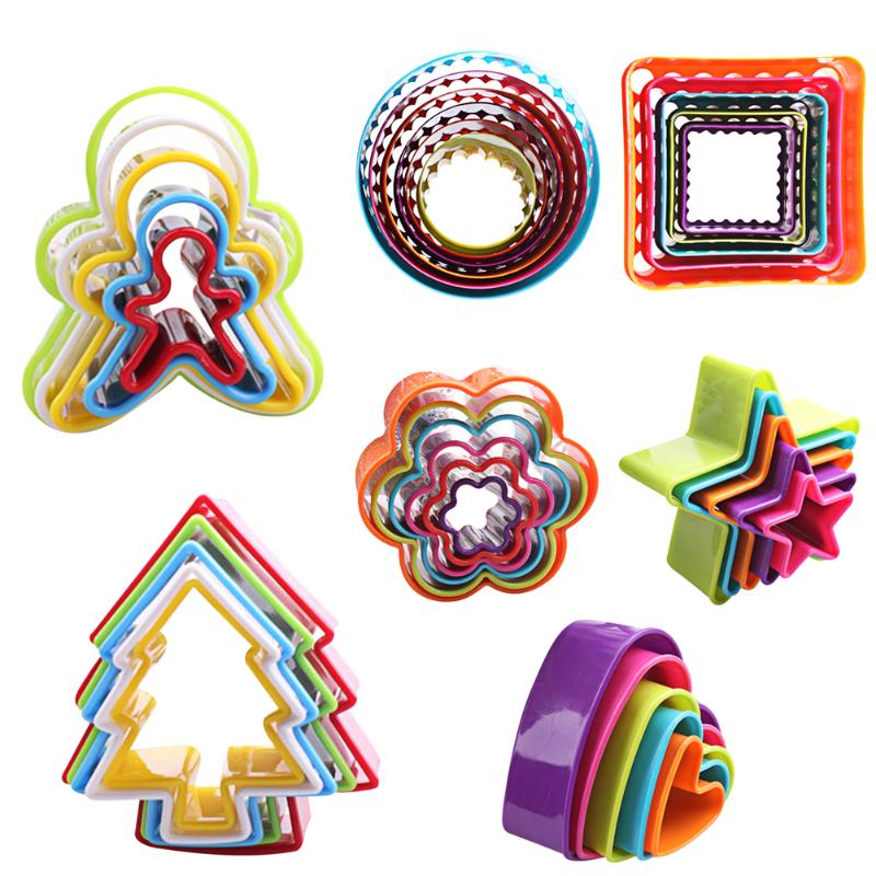 5pcs 3D Cookie Mold Cutter Cake Biscuit Mal Kerstboom Ronde Hart Bloem Fondant Cutter Bakken Taart Decoreren Gereedschap