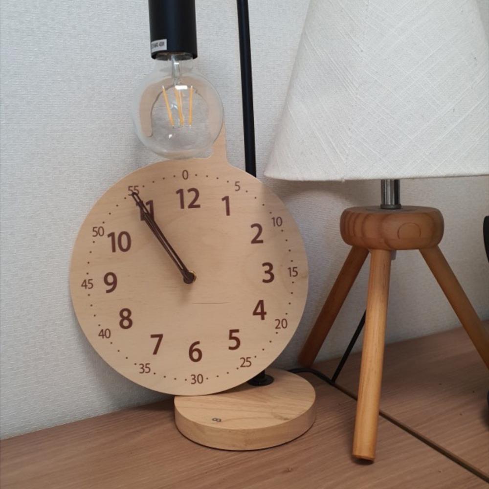 Arabic Numeral Round Wooden Digital Wall Clock Silent Living Room Wall Decor Saat Home Decoration Watch Wall