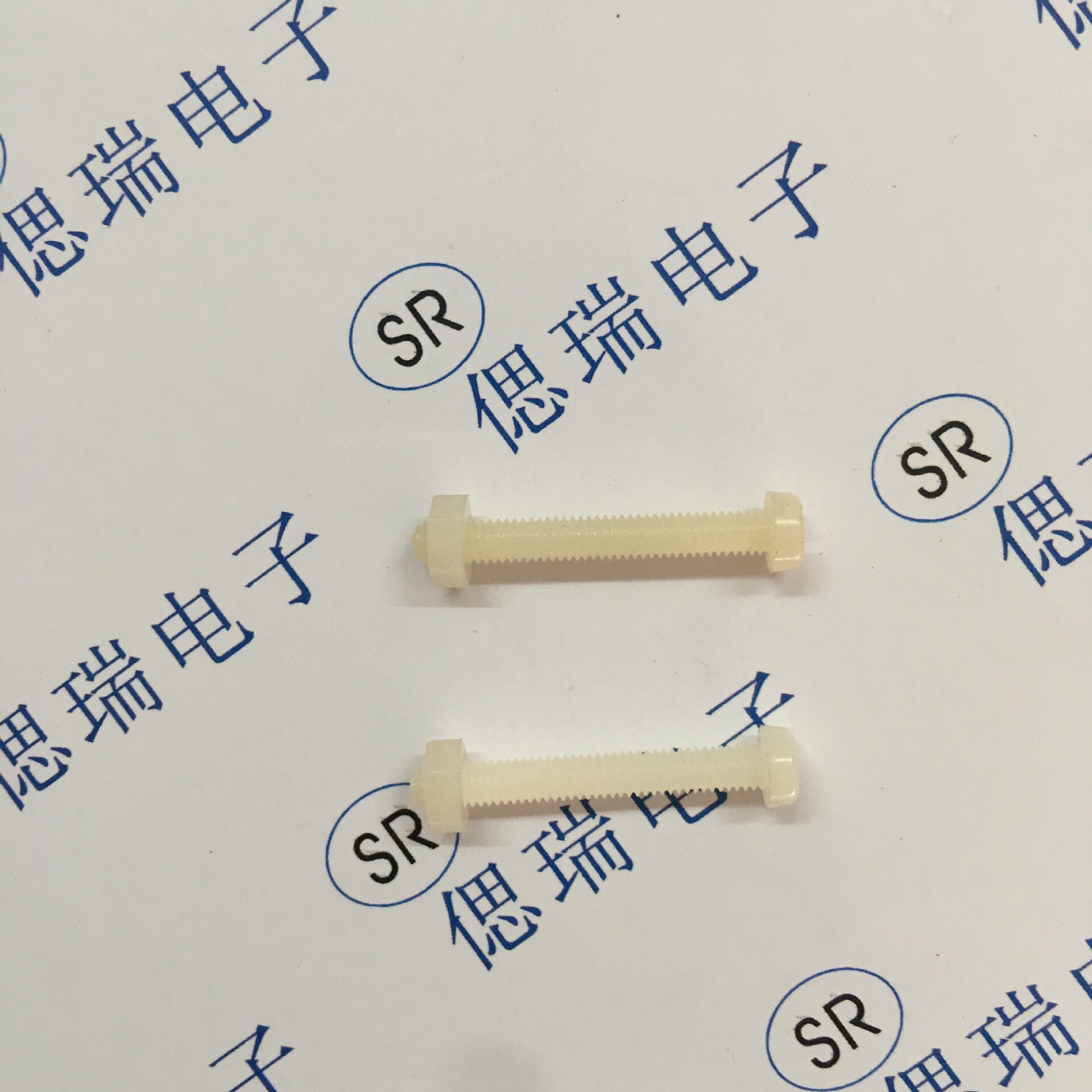 Śruba nylonowa M4 * 30 nakrętka nylonowa 2 śrubin 2 nakrętki nienagrzewający zimnej wody klips robić włosów śruba mocująca